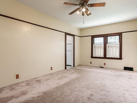 5th image of 2320 Parmele St