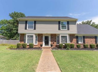 3050 Circle Gate Dr, Germantown, TN 38138