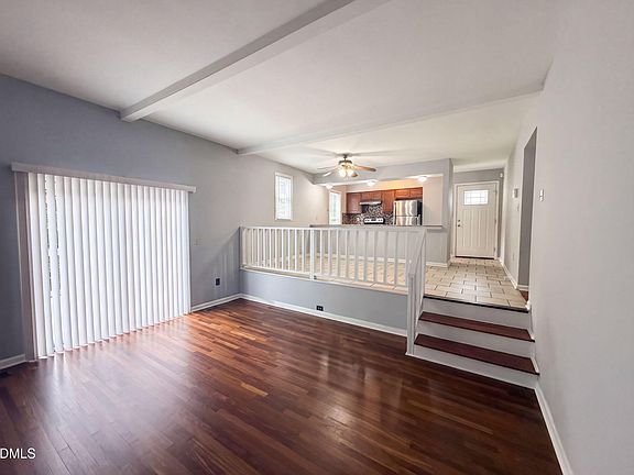 3rd image of 3616 Shrewsbury St