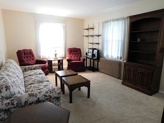 5th image of 6864 Somerset Dr
