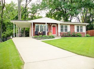 22 Lennox Ter, Maryland Heights, MO 63043