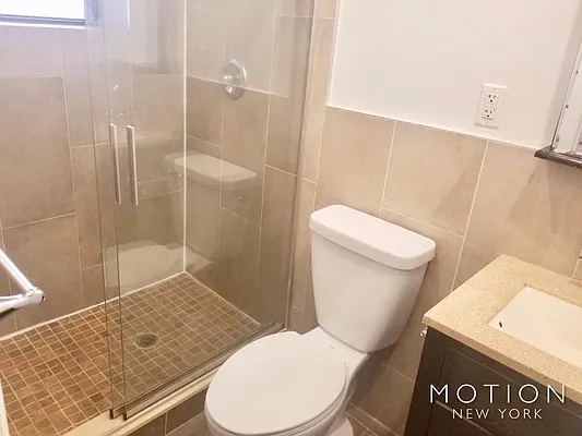 Rented by MOTION New York | media 17