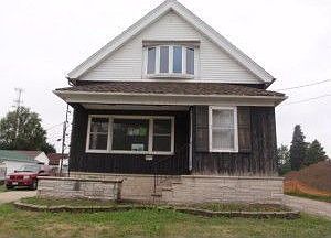 1st image of 3671 S Kinnickinnic Ave