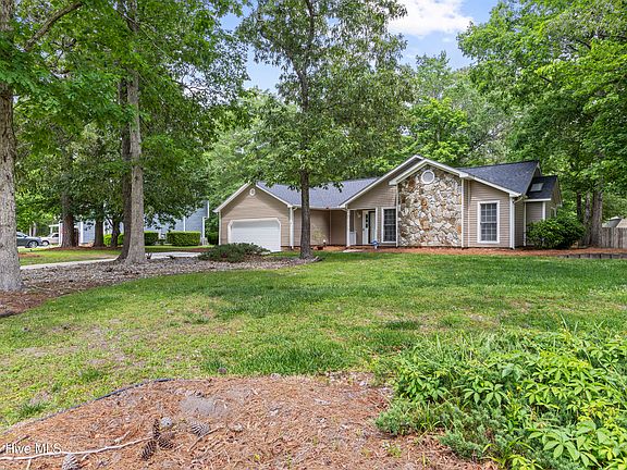 2nd image of 439 Candlewood Dr