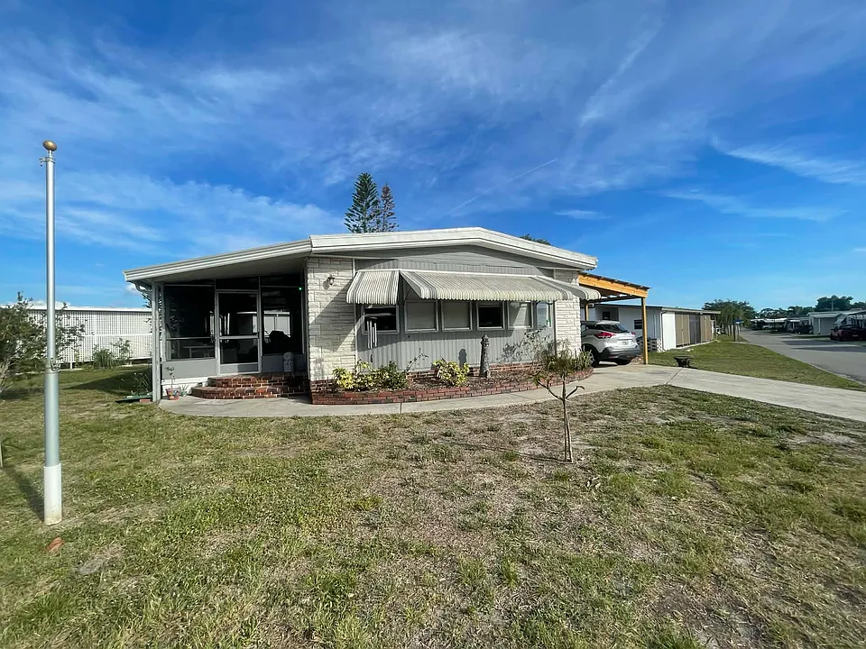 497 Outer Dr