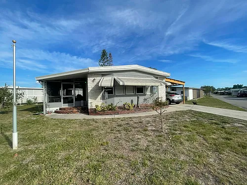 497 Outer Dr Photo 1