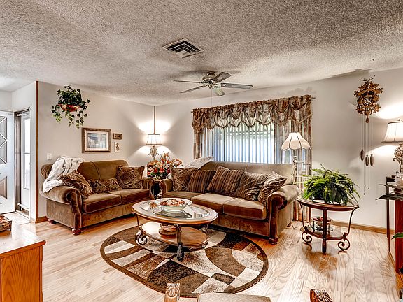 5th image of 3636 Anthony Dr