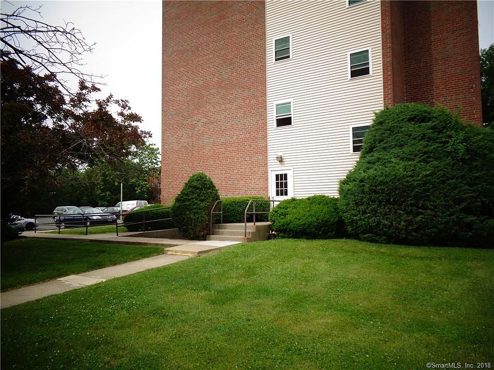 2nd image of 53 Wolcott Hill Rd APT A7