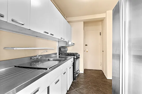 Sold by Level Group | media 4