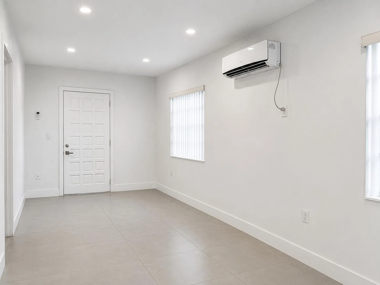2 bed, 1.0 bath, 850 sqft, $2,150 — Photo 2