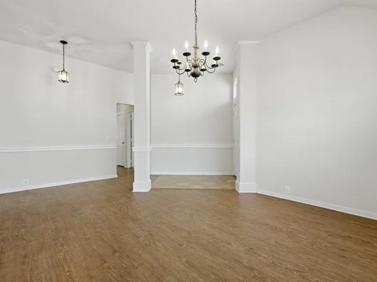 2607 Sun Cove Ln — Photo 4