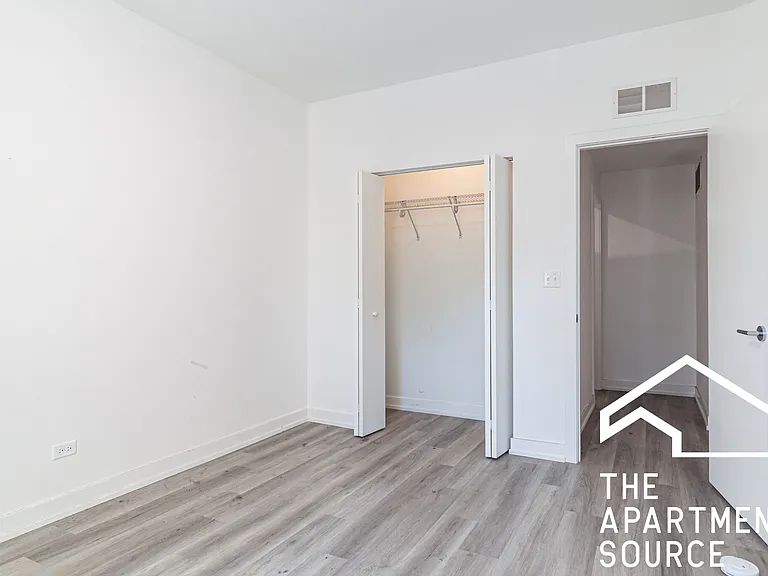 4937 N Saint Louis Ave #2S — Photo 13