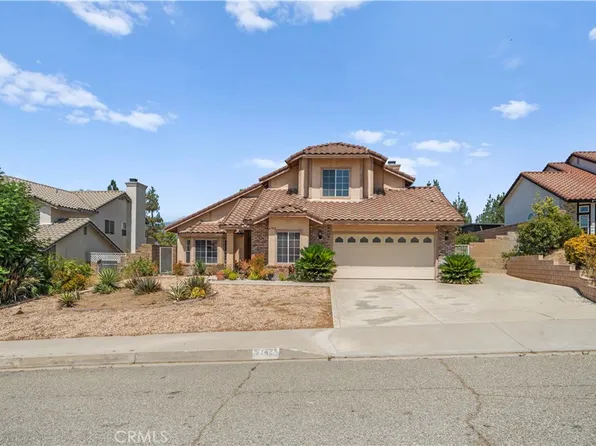 6742 N Chason Way, San Bernardino, CA 92407