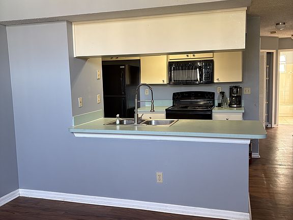 4th image of 2737 N Poinciana Blvd APT 90