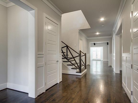 5th image of 6816 Park Ln