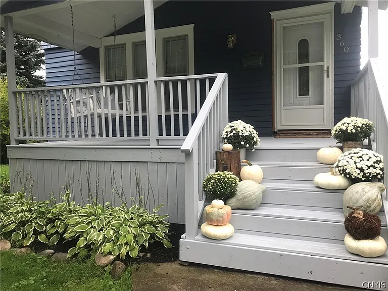 360 S So Indiana Ave — Photo 1
