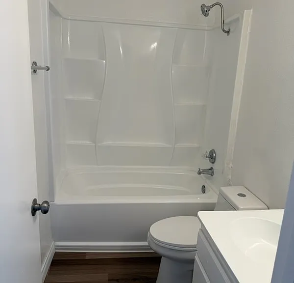 1045 Grand Ave #6 — Photo 5