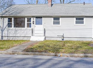 9 Colby Ave, Worcester, MA 01605