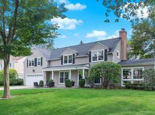 72 Salem Ln, Evanston, IL 60203