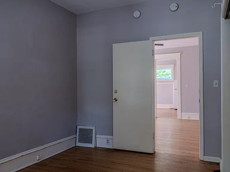 243 Union Ave SE — Photo 9