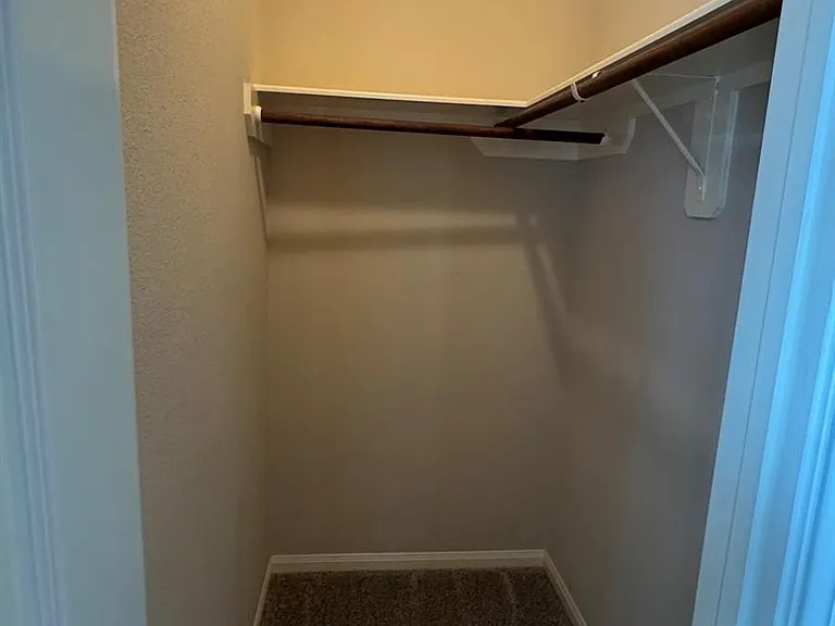 10006 Kendahlwood Ln — Photo 17