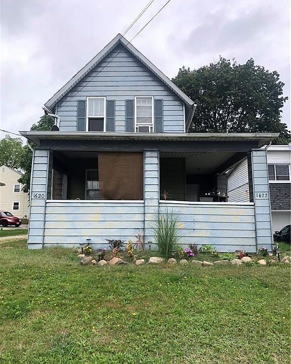 1st image of 1620 2nd St