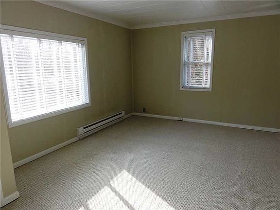 2nd image of 2028 Beach Ave