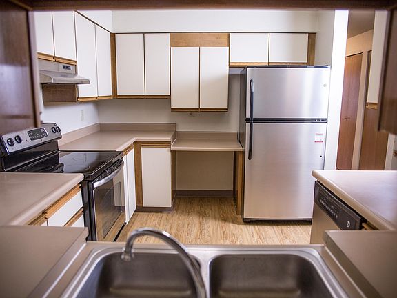5th image of 773 Karluk Ct