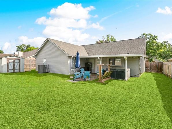 60 Oakley Dr, Destrehan, LA 70047