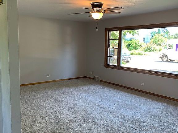 Large picture window 