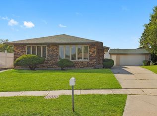 16666 Parliament Ave, Tinley Park, IL 60477