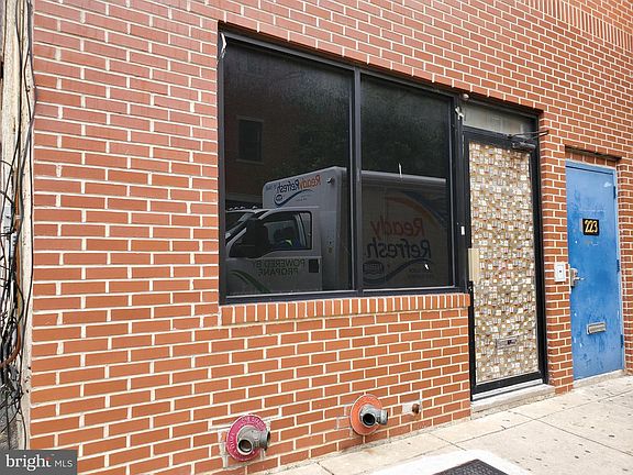 2nd image of 223 N 13th St APT 1
