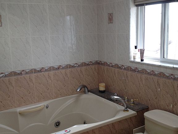 5th image of 3715 Mermaid Ave #1A