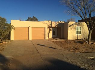 2373 Camino Pintores, Santa Fe, NM 87505