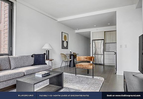 4th image of 2719 44th Dr APT 16A