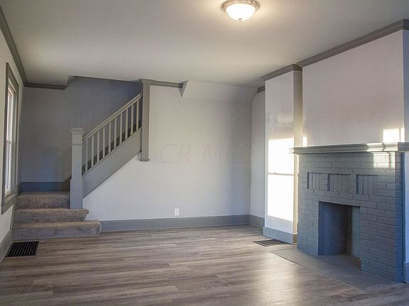 2nd image of 41 E Lincoln Ave