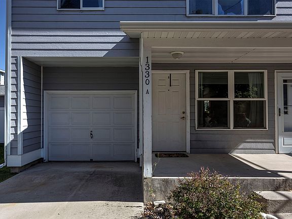 3rd image of 1330 Cowper St #A