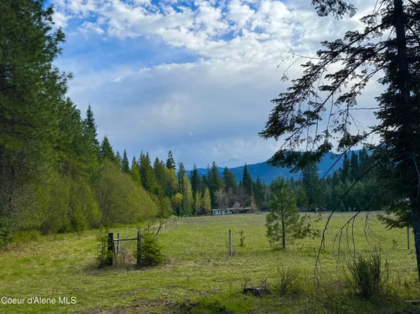 9 Dead Horse Ln, Heron, MT 59844