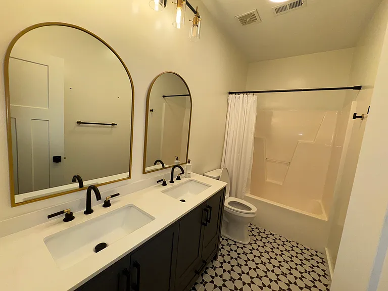 3833 Kelford St — Photo 7