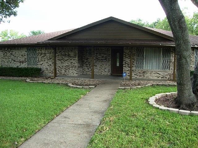 1st image of 802 Granada Dr