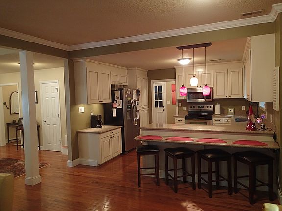 From Den/fireplace tokitchen