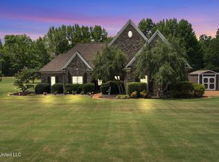 10080 Green Forest Dr, Hernando, MS 38632