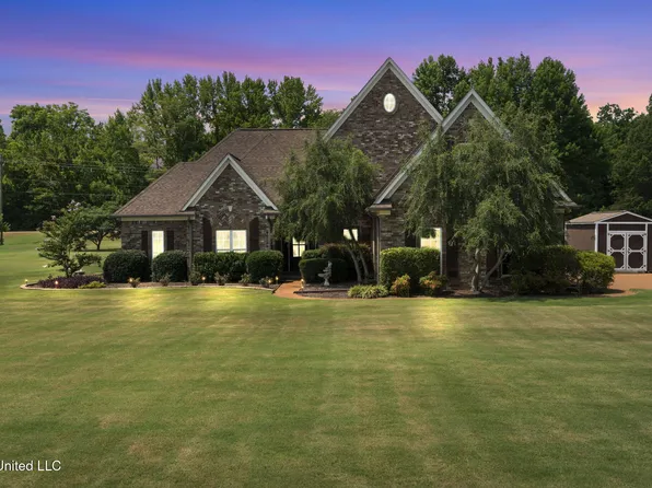 10080 Green Forest Dr, Hernando, MS 38632