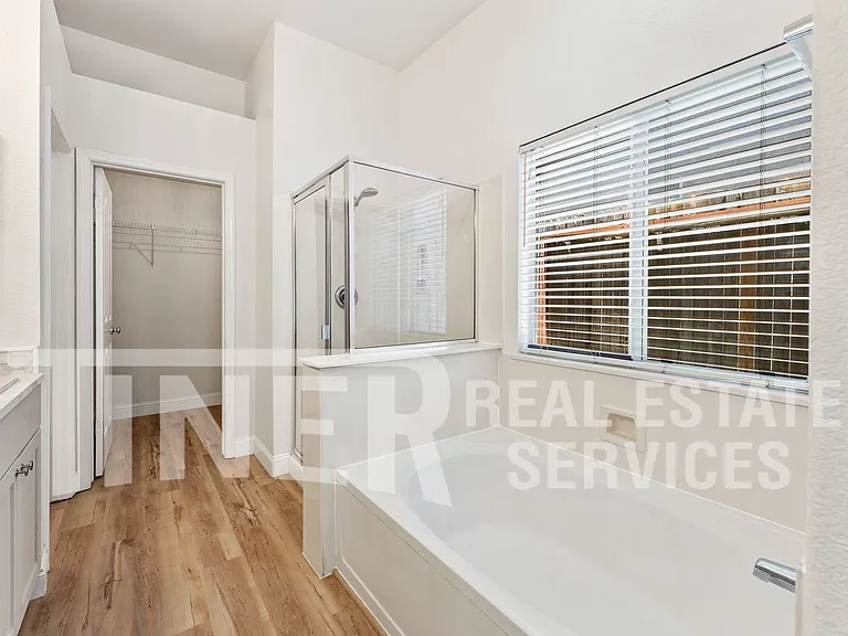 1742 Poppy Dr — Photo 13