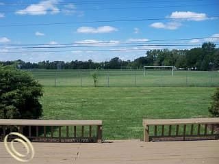 4th image of 2207 Cumberland Dr