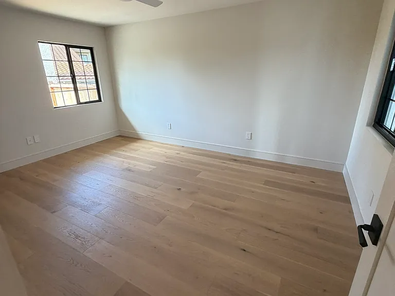 683 Marine View Ave #1 — Photo 25