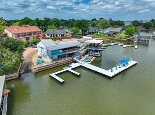 1933 Island Cir APT B113, Kemp, TX 75143