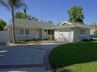 7841 Lasaine Ave, Northridge, CA 91325