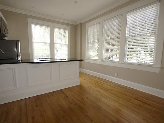 2nd image of 1819 W Hills Ave APT 4B