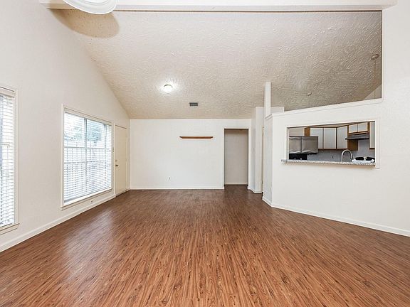 4th image of 10907 Allison Bend Ct